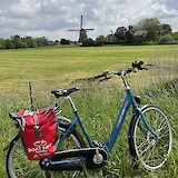 Wind mill and bike (photo by Vincent C.)