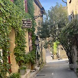Gordes (photo by Jaqueline M.)