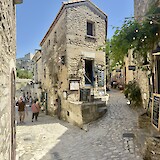 Le Baux de Provence (photo by Jaqueline M.)