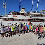 All 25 of us who actually biked. (photo by Rebecca P.)