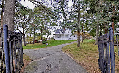 Annisquam Driveway To The House