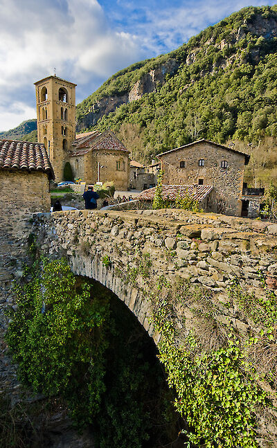 Bridge in Beget, Catalan Pyrenees, Spain. Flickr:SBA73