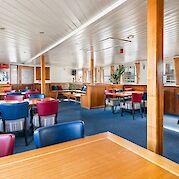 Dining area | Liza Marleen | Bike & Boat Tour