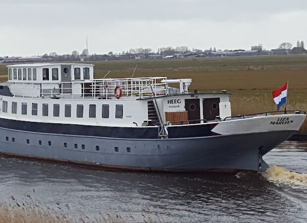 Liza Marleen | Bike & Boat Tour