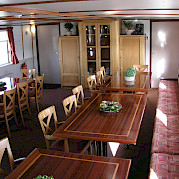 Dining Area - Wending | Bike & Boat Tours