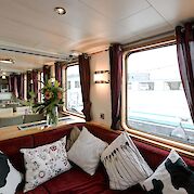 Lounge and restaurant | Fleur | Bike & Boat Tour