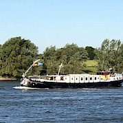 Merlijn on the Rhine River - Bike & Boat Tours
