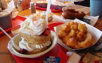 Maine lunch of fried scallops & strawberry shortcake! Flickr:istolethetv