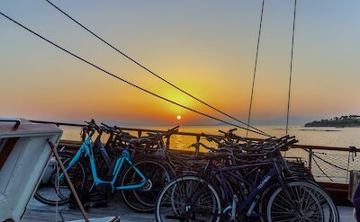 Bikes on deck | Thalassa | Bike & Boat Tour