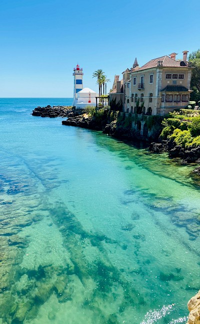 Turquoise waters in Cascais, Portugal. Unsplash@Michel Silva