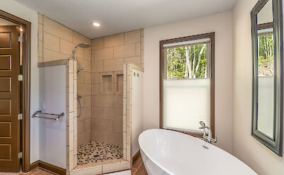 Almond Tree Master Bath Tub And Shower