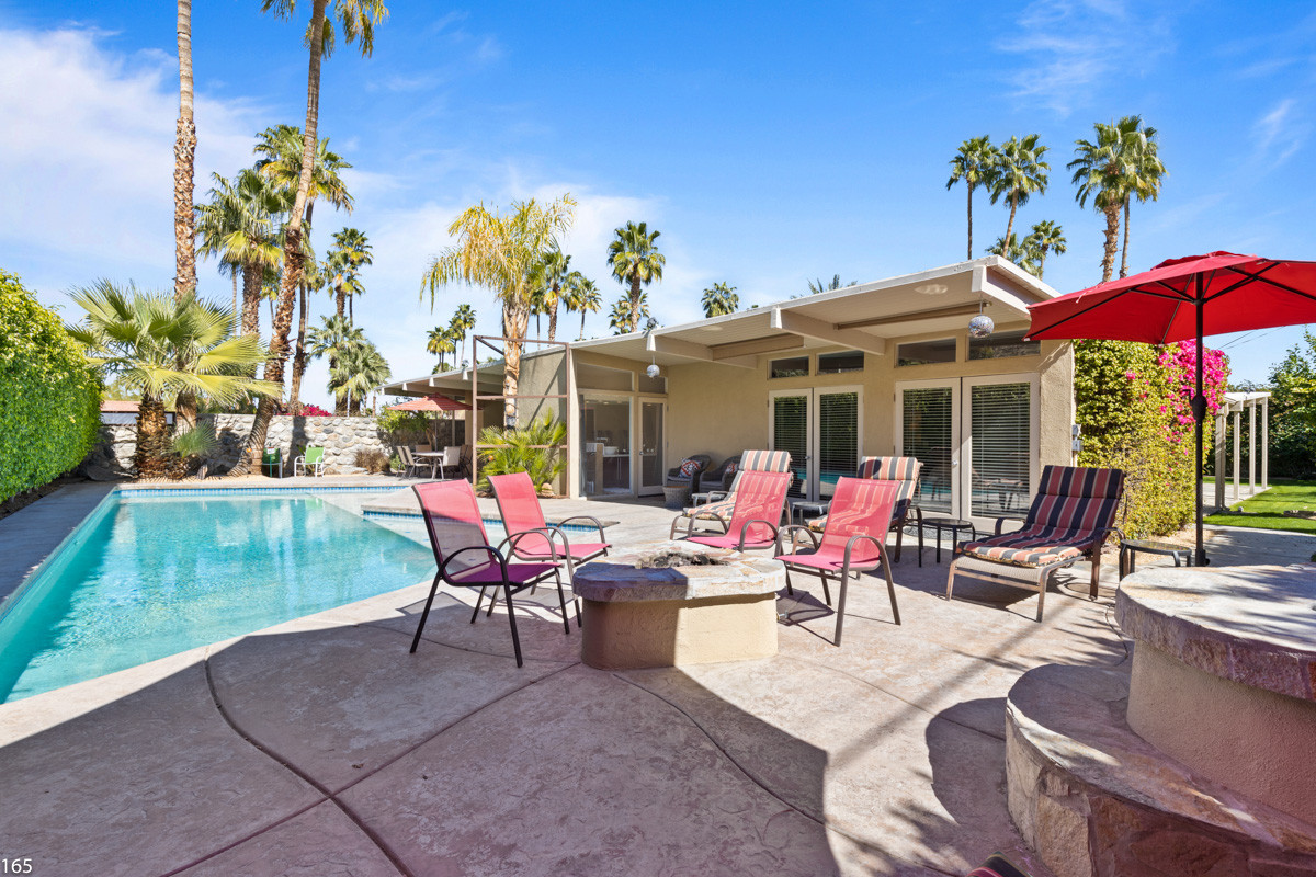 Casa Tranquillo California villa in Palm Springs with pool