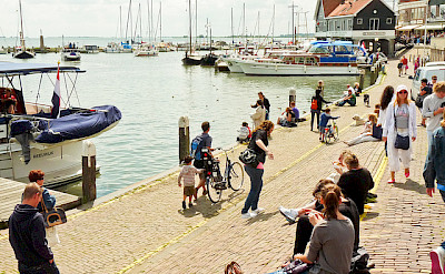 Relaxing in Volendam, North Holland, the Netherlands. Flickr:Esteban Luis Cabrerasan