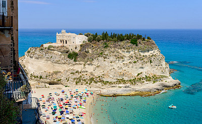Santa Maria Dell'Isola, Tropea, Calabria, Italy. Photo via Wikimedia Commons:Norbert Nagel