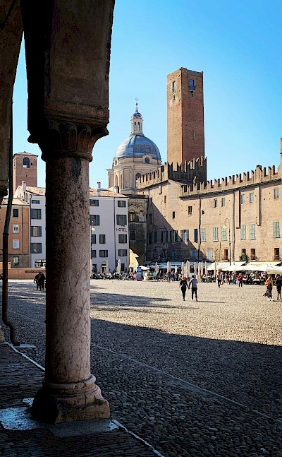 Square in Mantova, Italy. Unsplash@Golden_Voyagers