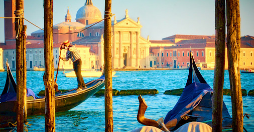 Gondola ride in Venice, Veneto, Italy. Photo via Flickr:Moyan Brenn