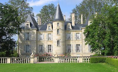 Chateau Pichon-Longueville in Aquitaine, France. Flickr:BillBl 
