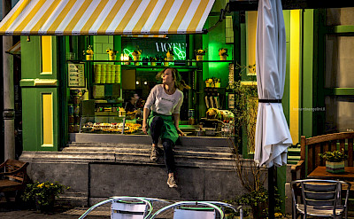 Cafe in Antwerp, Belgium. Flickr:Leonardo Angelini