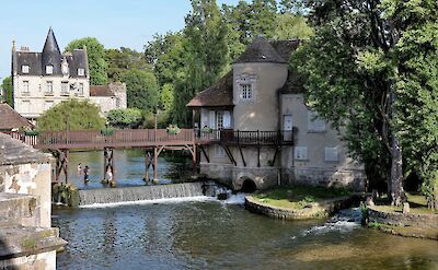 Moret-sur-Loing, Burgundy, France. Flickr:Patrick