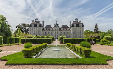 Loire Valley - Châteaux Country (based in one hotel)