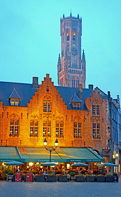 Main Square in Bruges, Belgium. Flickr:Dennis Jarvis