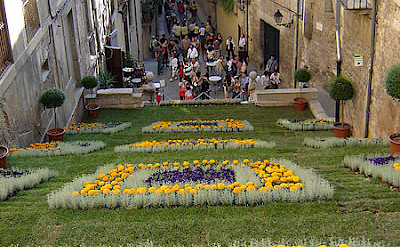 Flower display on the streets of Girona, Spain. Photo courtesy of Wikimedia Commons