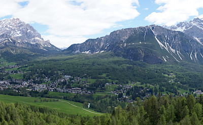 Cortina d'Ampezzo in the Dolomites, Italy. Photo via Flickr:MrHicks46