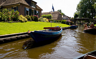 Giethoorn, Overijssel, the Netherlands. Photo via Flickr:piotr ilowiecki