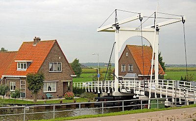 Lift bridge in Edam, North Holland, the Netherlands. Photo via Flickr:Dennis Jarvis