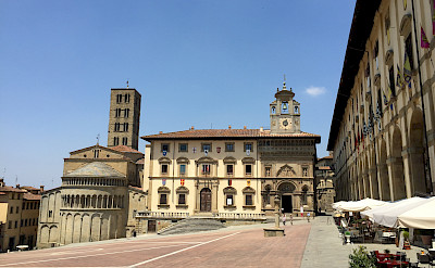 Piazza Grande in Arezzo, Italy. CC:Andrewrabbott