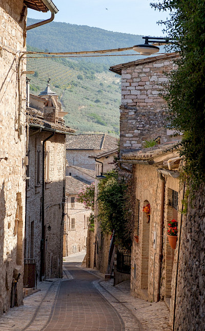 Quiet streets in the small village of Spello, Umbria, Italy. Flickr:Allan Harris