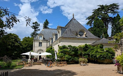 Outdoor seating, Azay le Rideau, France. Unsplash@Carnet de Voyage d'Alex