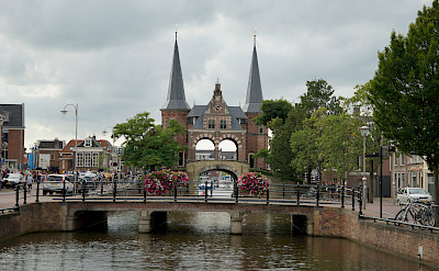 Great architecture along the Elfstedentocht or 11-City Tour in Friesland, the Netherlands. Flickr:Ronald van der Graaf