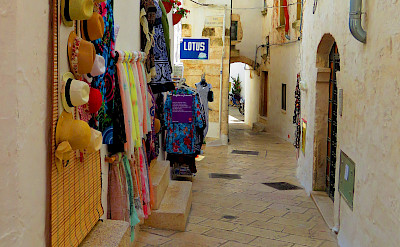 More shopping in Ostuni, Puglia, Italy. Flickr:Gianfranco Vitolo