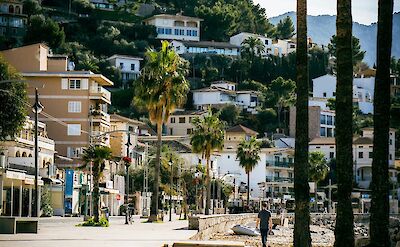 Promenade by the beach, Mallorca, Spain. Unsplash@Artem Zhukov