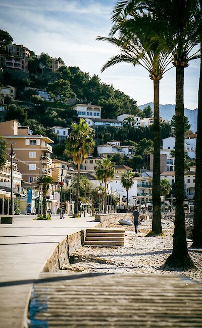 Promenade by the beach, Mallorca, Spain. Unsplash@Artem Zhukov