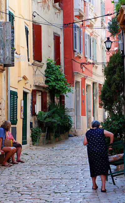 Quiet street in Rovinj, Istria, Croatia. Flickr:zolakoma