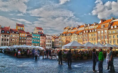 Market in Old Town of Warsaw, Poland, a UNESCO World Heritage Site. Flickr:Gabriela Fab