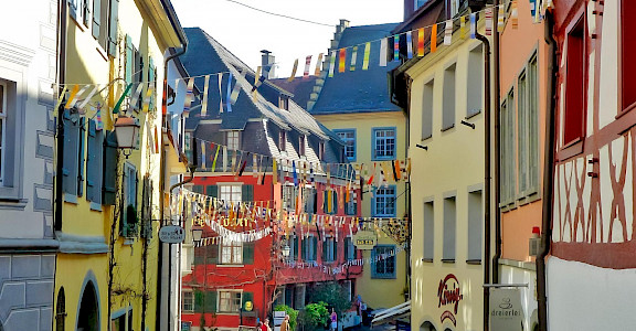 Meersburg is a medieval town on Lake Constance in Germany. Flickr:F Delventhal 47.7016170617917, 9.268615239859377