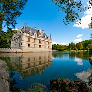 Loire Valley - Tours to Angers - Château d’Azay-le-Rideau. unsplash@VeronicaReverse