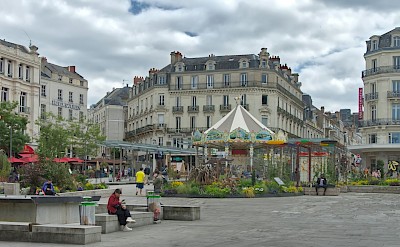 Place du Ralliement, Angers. unsplash@PascalBernardon