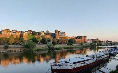 Château d’Angers at Sunset, unsplash@margaux