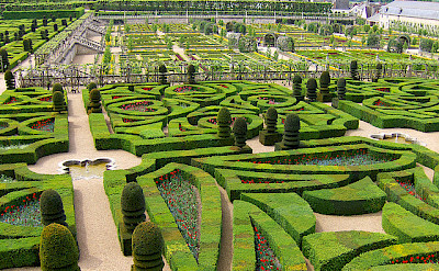 Gardens at Villandry Château. Flickr:Joe Shlabotnik 47.33984610868755, 0.513617823551058