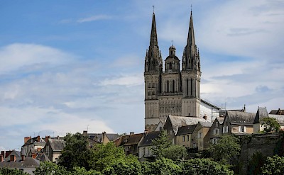 Saint-Maurice Cathedral, Angers. pexels@TBDTraveller