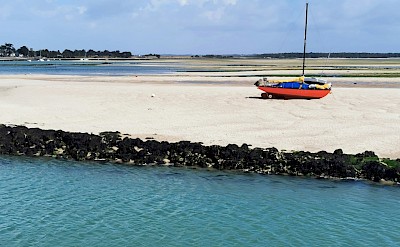 A serene beach scene at Saint-Brévin-les-Pins. unsplash@isabelleDuchemin