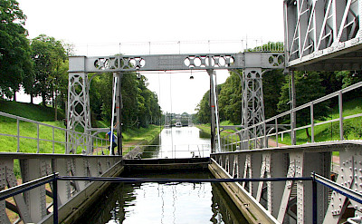 Strépy-Thieu boat lift in Belgium. Flickr:Decomite