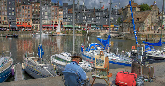 Capturing the view in Honfleur, Normandy, France. Creative Commons:Pir6mon