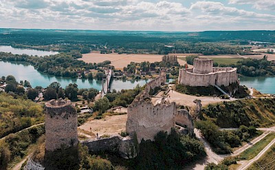 Castle at Les Andelys from above, France. Unsplash@Thib Ault