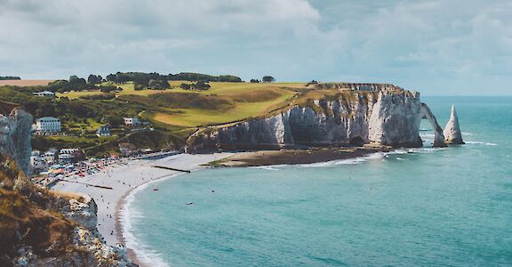 Famous cliffs in Étretat, Normandy, France. Unsplash:Ilnur Kalimullin