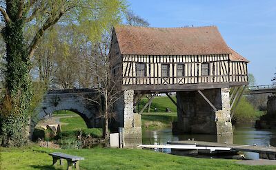 Le Vieux Moulin, a former water mill in Vernon, Normandy, France. Flickr:Patrick